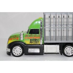 Animal Planet Dinosaur Transport Truck Playset 4 Figures Accessories 14"